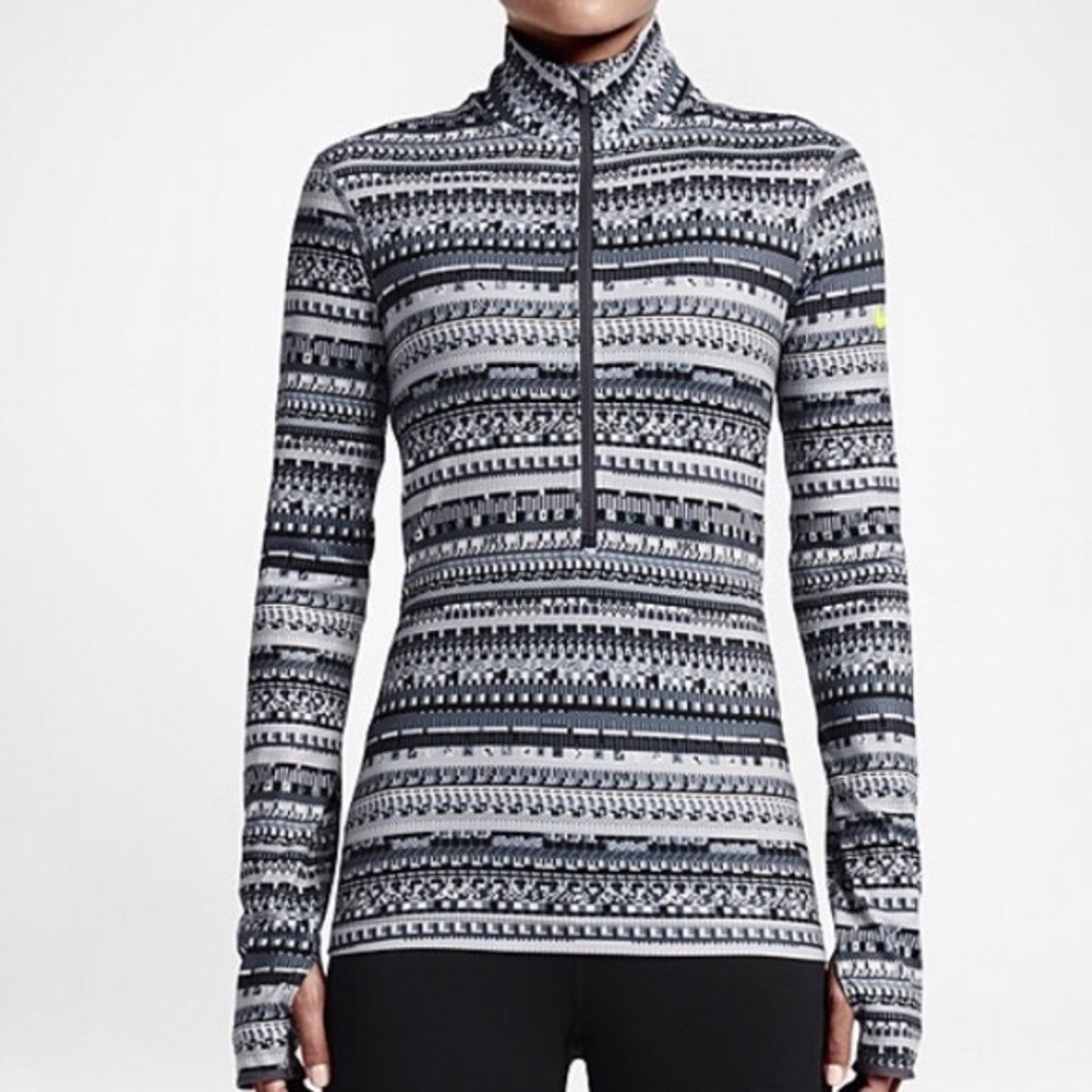 Nike Pro Pixel Print 1/2 Zip Long Sleeve Pullover Top